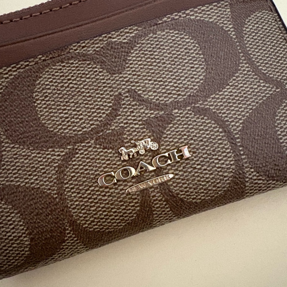 Coach Signature Brown Card Holder